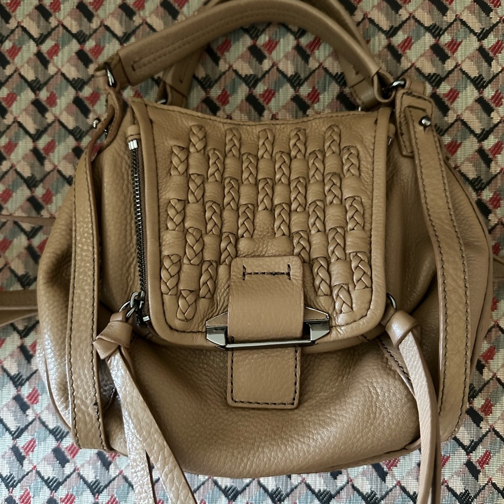 Kona Jonnie Leather Minnie Crossbody